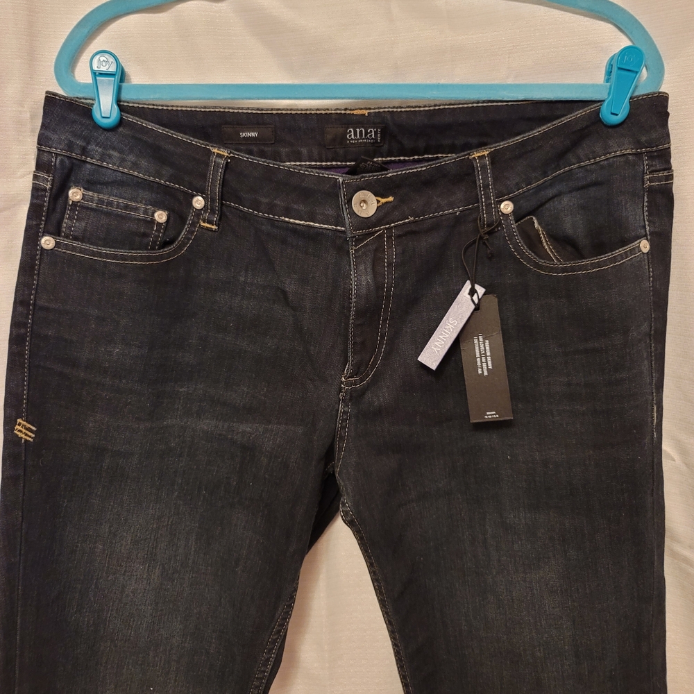 a.n.a Jeans - Picture 2 of 10
